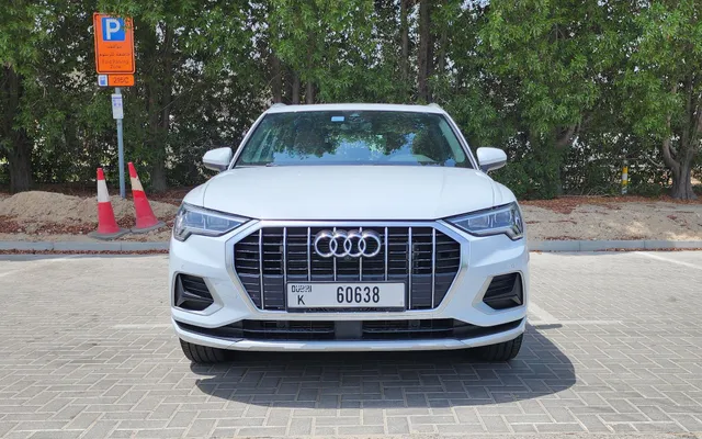Audi Q3 - image 3