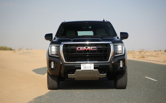 GMC YUKON - image 3