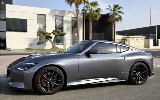 NISSAN Z370 - image 2