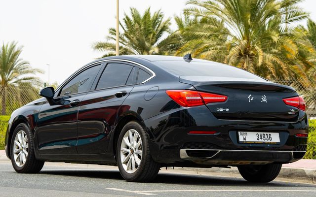 Hongqi H5 - image 4