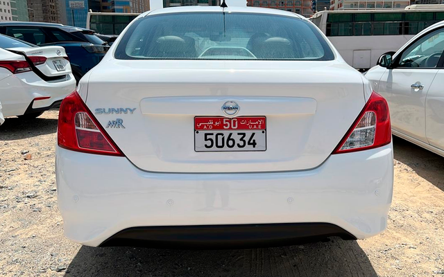 Nissan Sunny - image 3
