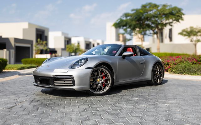 PORSCHE 911 TARGA 4S – Picture 1