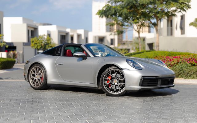 PORSCHE 911 TARGA 4S – Picture 4