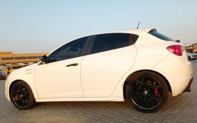 ALFA ROMEO GIULIETTA - image 2