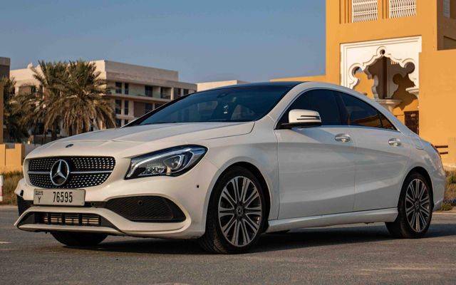 MERCEDES CLA250 - image 2