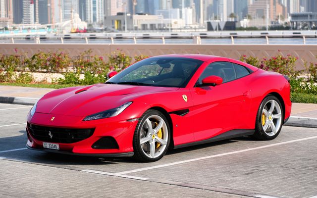FERRARI PORTOFINO M - image 2