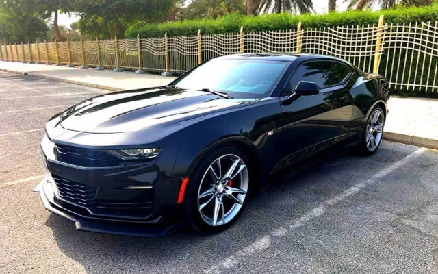 Chevrolet Camaro - image 1