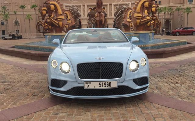 BENTLEY GT - image 2