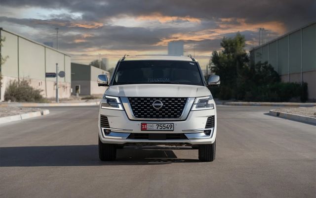 NISSAN PATROL PLATINUM V8 - image 3