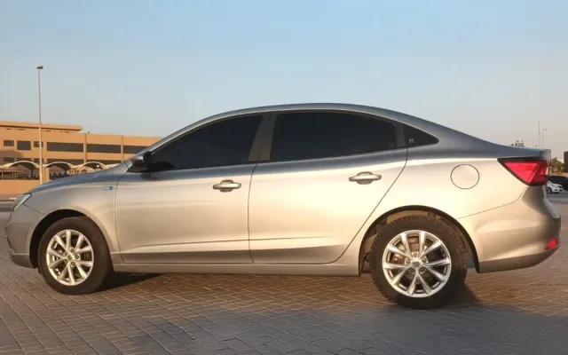 MG 5 - image 2