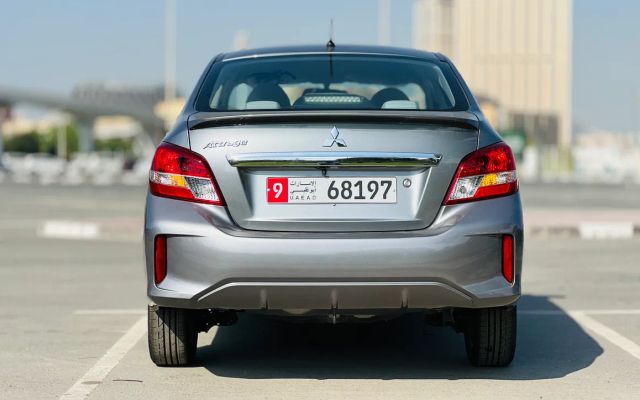 MITSUBISHI ATTRAGE GLX - image 4