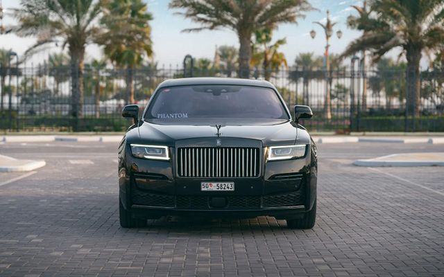 ROLLS ROYCE GHOST BLACK BADGE - image 3
