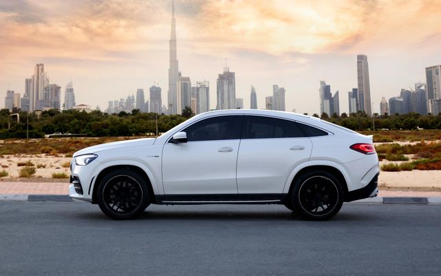 Mercedes Benz GLE 53 Coupe White – Picture 4