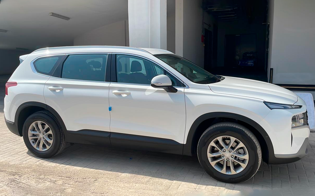 Hyundai Santa Fe - image 2