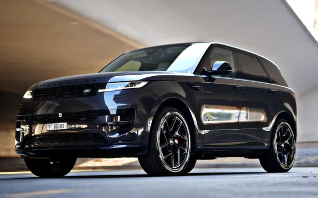 RANGE ROVER SPORTS - image 1