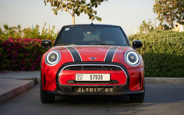Mini Cooper - image 2