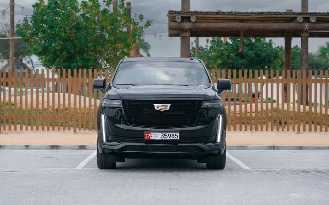 CADILLAC ESCALADE - image 3