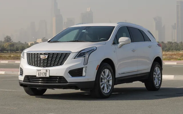 Cadillac XT5 - image 1