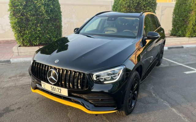 Mercedes GLC300 - image 1
