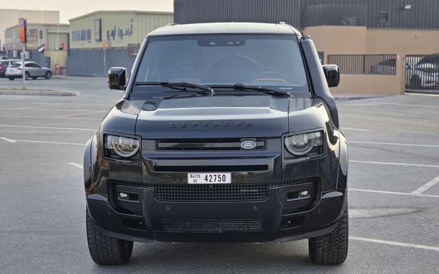 LAND ROVER DEFENDER - image 2