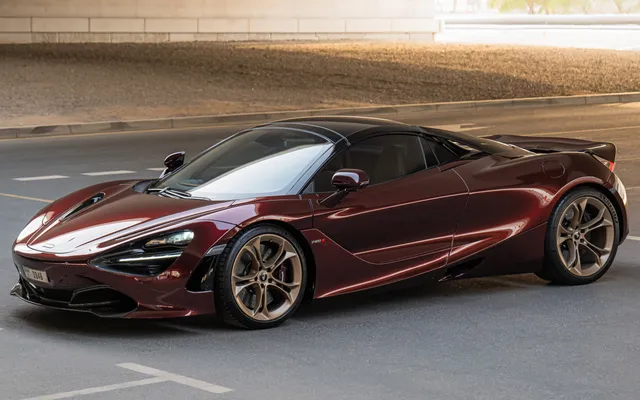 Mclaren 720S Spyder - image 2