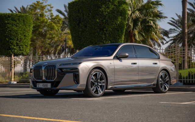 BMW 740i M Kit - image 1
