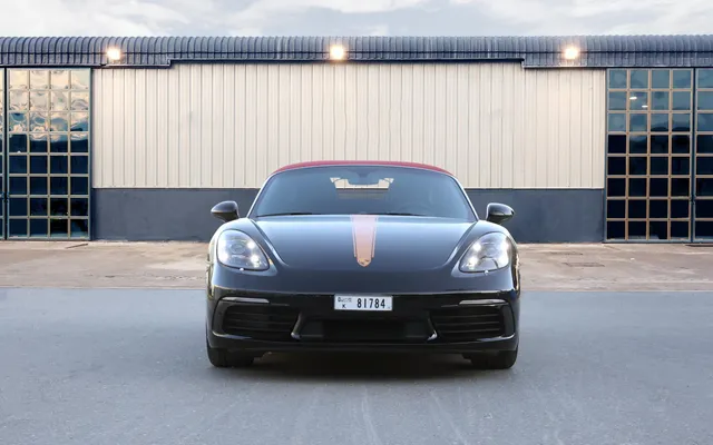 Porsche Boxster 718 Convertible Black – Picture 3