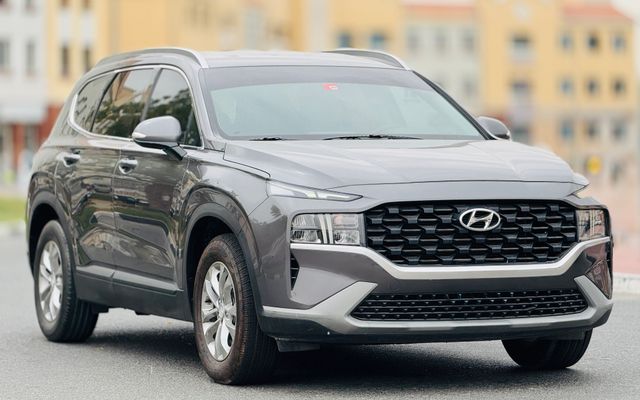 HYUNDAI SANTA FE - image 1