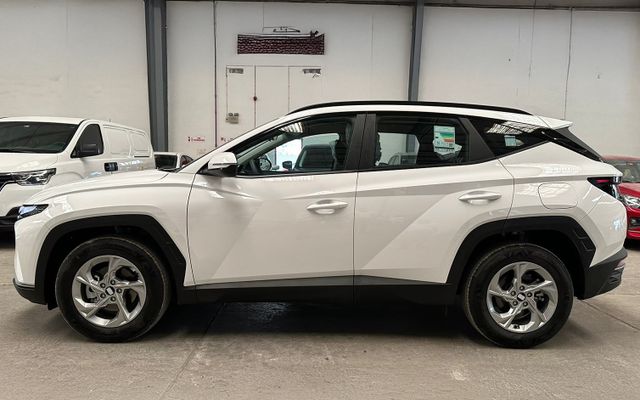 HYUNDAI TUCSON 2WD 2.0L AT - 2022 - image 2