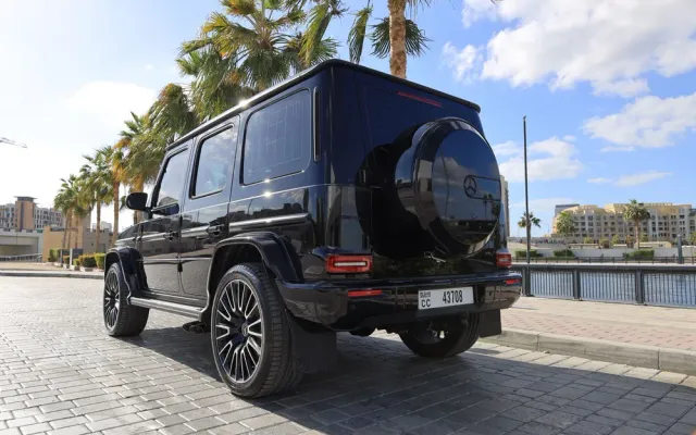 Mercedes G63 - image 3