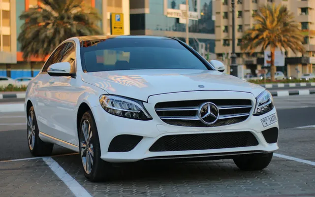 MERCEDES C300 - image 4