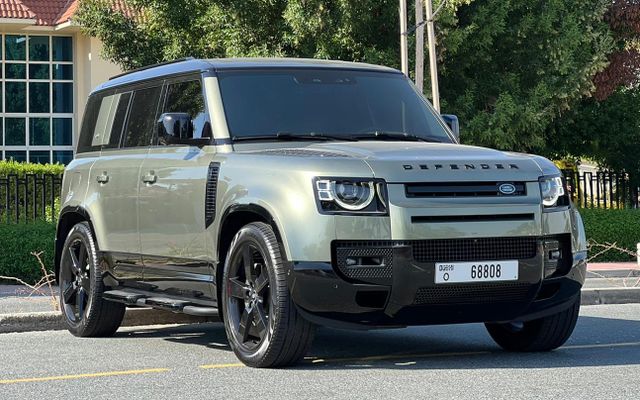 LAND ROVER DEFENDER - image 3