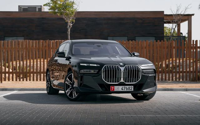 BMW 740Li - image 1