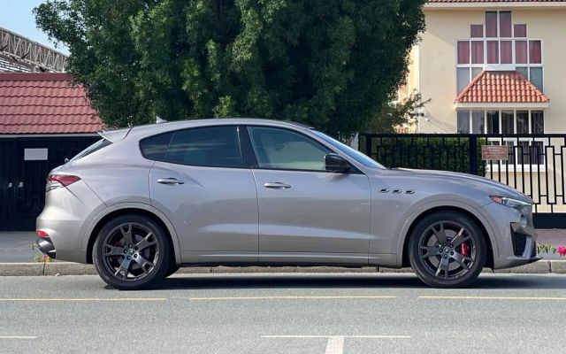 MASERATI LEVANTE - image 2