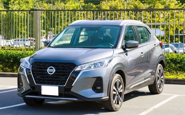 Nissan Kicks STD - image 2