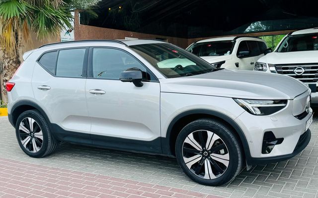 VOLVO-XC40 RECHARGE TWIN P8 2023 - image 2