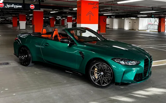 BMW M4 - image 4
