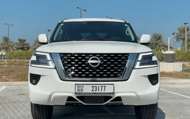 Nissan Patrol - image 3