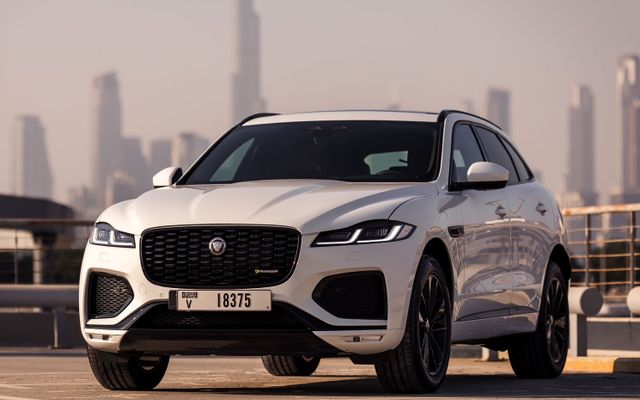 Jaguar F pace 2024 - image 4