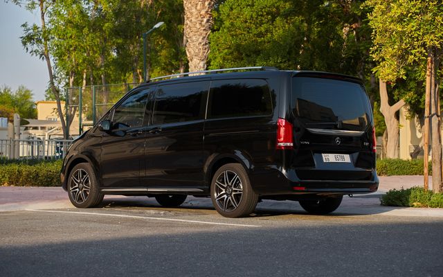 Mercedes-Benz V class - image 3