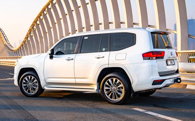 TOYOTA LAND CRUISER 2024 - image 3