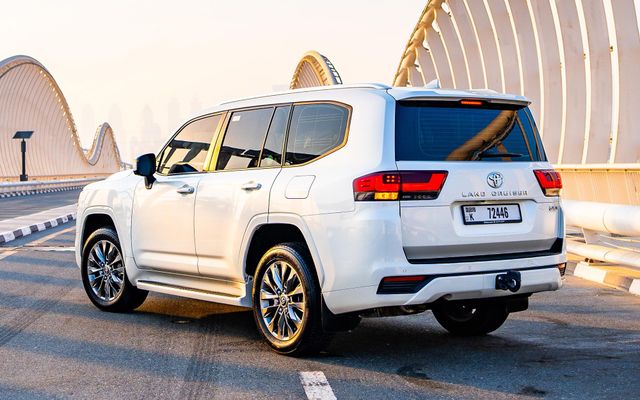 TOYOTA LAND CRUISER 2024 - image 4