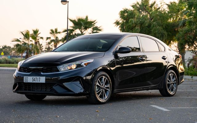 Kia Forte - image 1