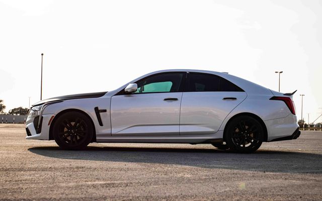 CADILLAC CT4 - image 2
