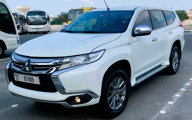 MITSUBISHI MONTERO SPORTS - image 1