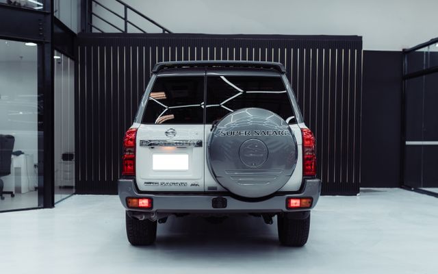 NISSAN PATROL SUPER SAFARI - image 2