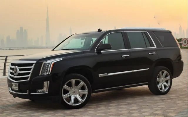 Cadillac Escalade Sport - image 4