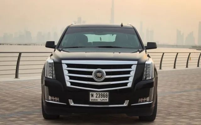 Cadillac Escalade Sport – Picture 3