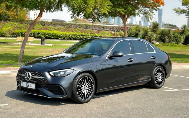 MERCEDES C300 - image 1