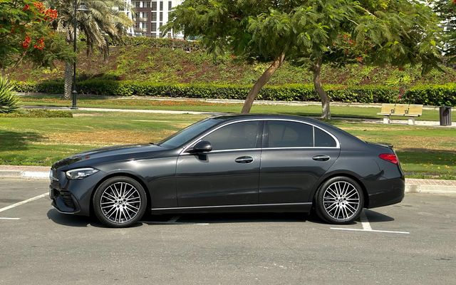 MERCEDES C300 - image 2